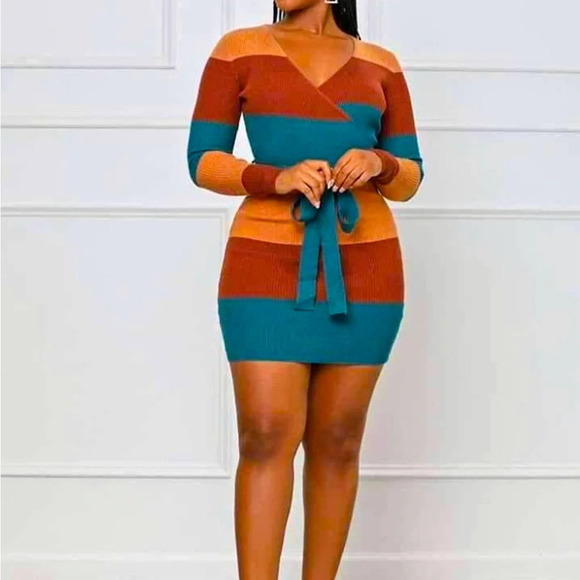 Fall girly sweater dress - Picture 5 of 9